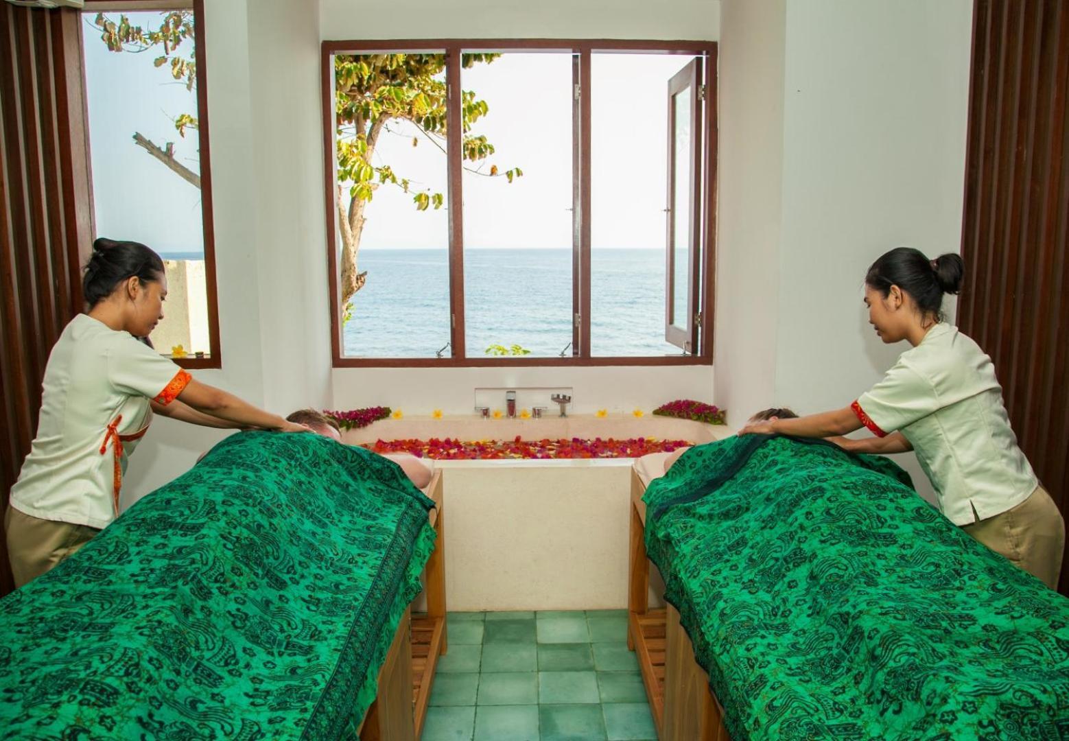 Rajavilla Lombok Resort - Seaside Serenity Senggigi Dış mekan fotoğraf